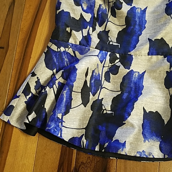 🌟🆕Kensie Blue Floral Peplum Top - Picture 3 of 6